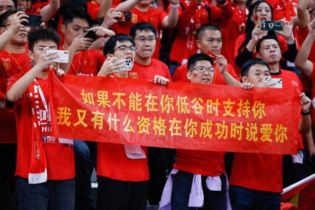亚洲杯成名技不让用？王俊杰：旧金山大学教练不让我后仰金鸡独立
